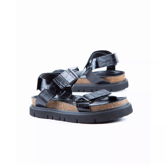 All Black Pressed Croc Lowform Flat Sandal - Picture 5 of 7